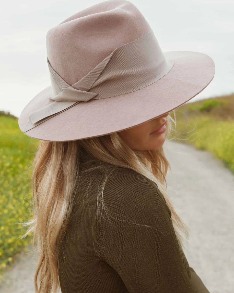 Felt hat deals designs